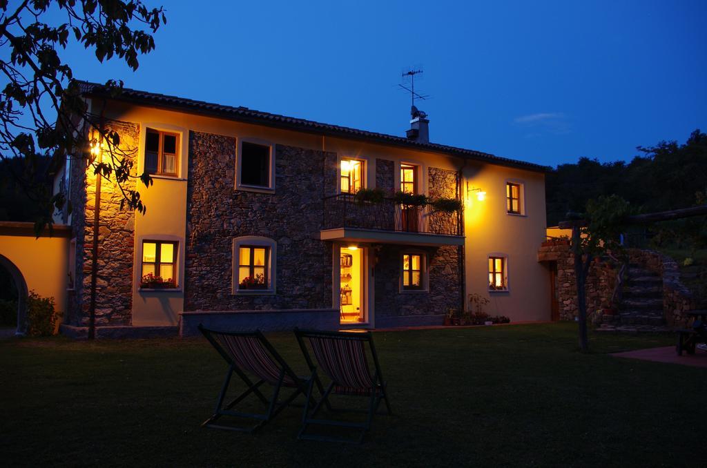 Il Girasole Bed and Breakfast Fosdinovo Buitenkant foto